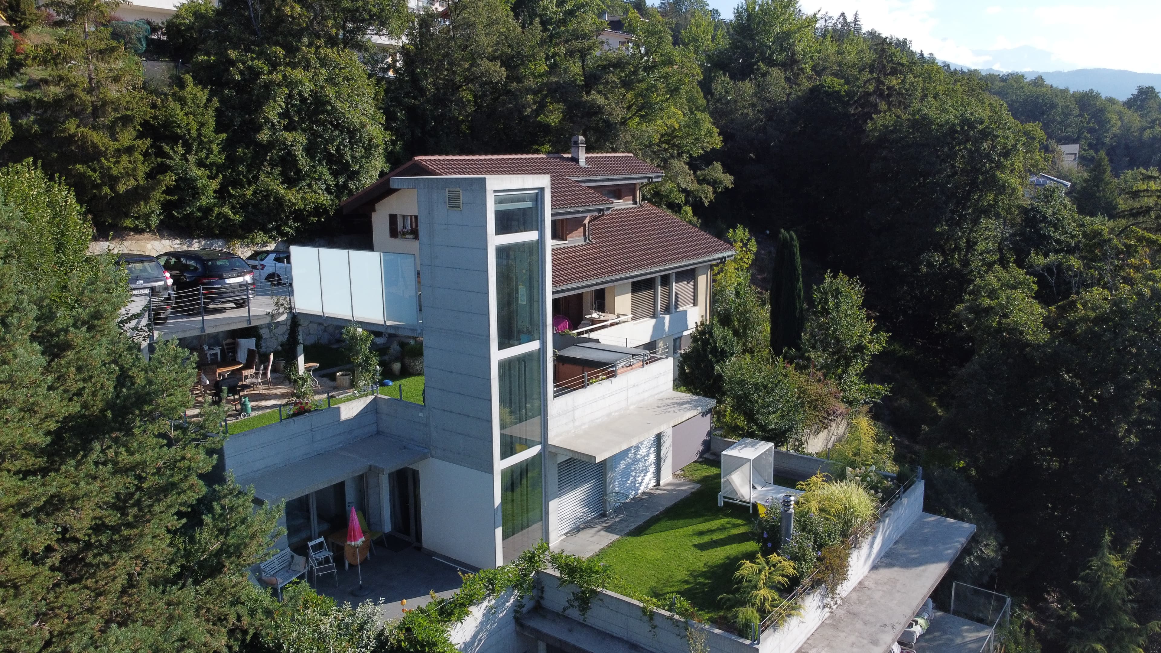 Le Nid de la Sittelle — Valais